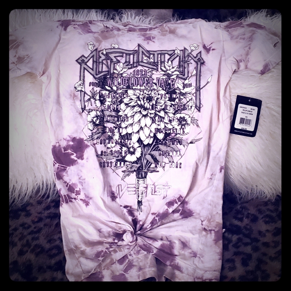Affliction NWT wildflower DAZE S/CREW XS